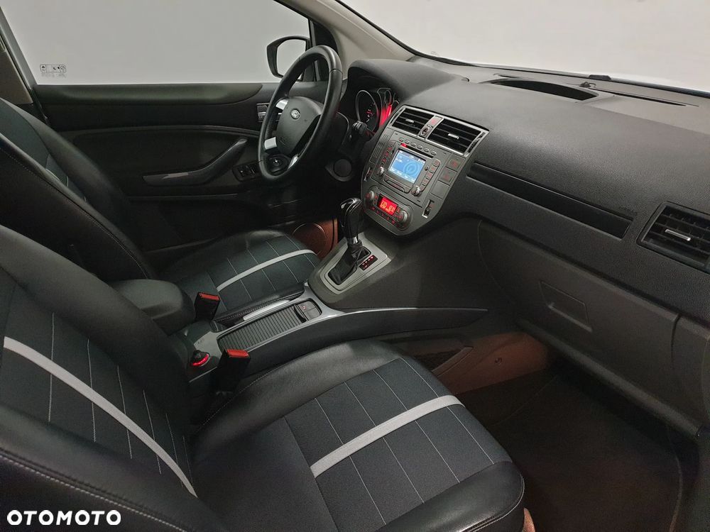 Ford Kuga 2.0 TDCi 4x4 Individual - 38