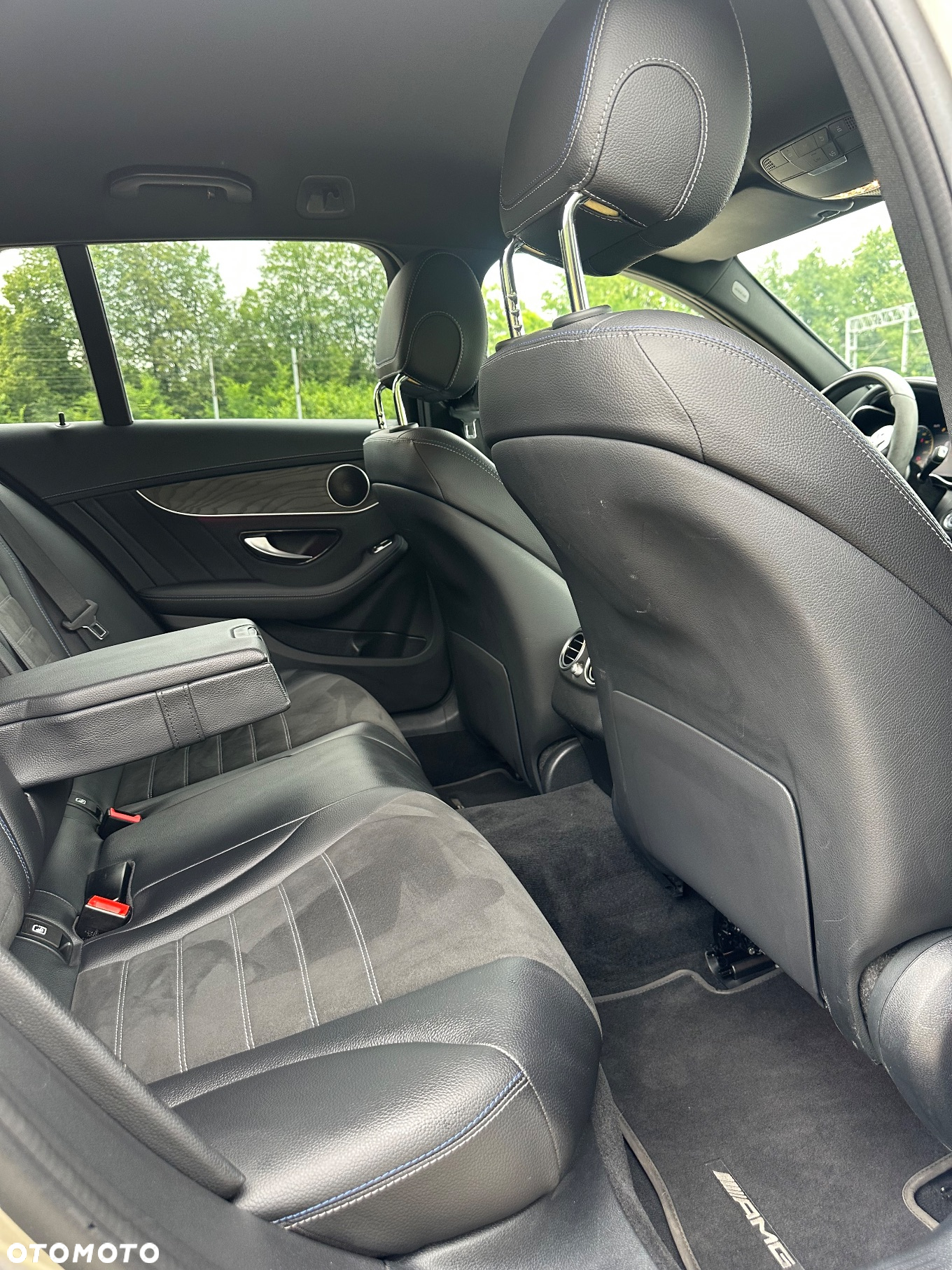 Mercedes-Benz Klasa C 220 d T 9G-TRONIC Night Edition - 19