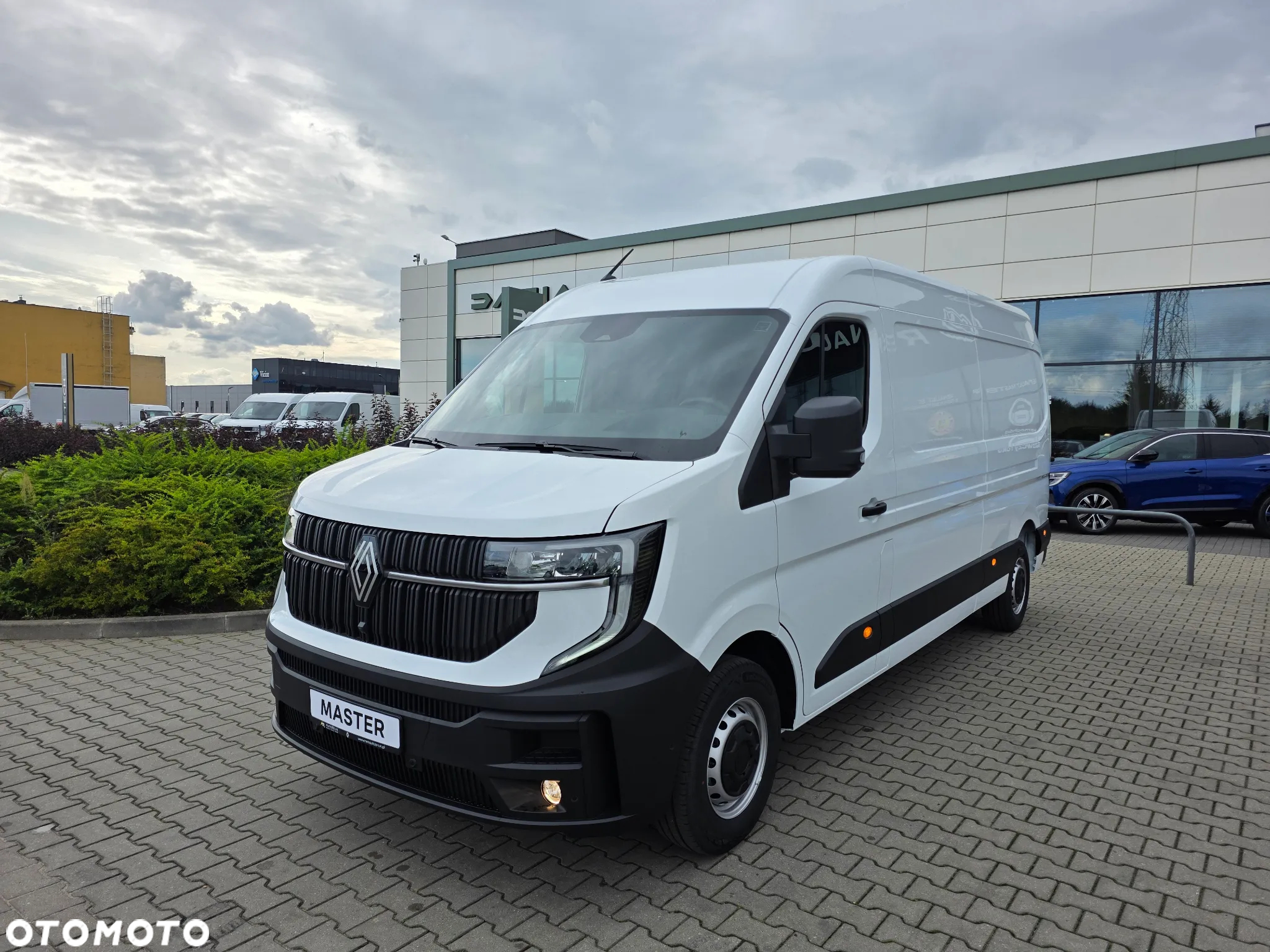 Renault NOWY MASTER Furgon 130 KM L3H2 513 800 850 - 3