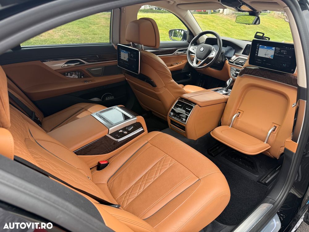 BMW Seria 7 745Le xDrive - 22