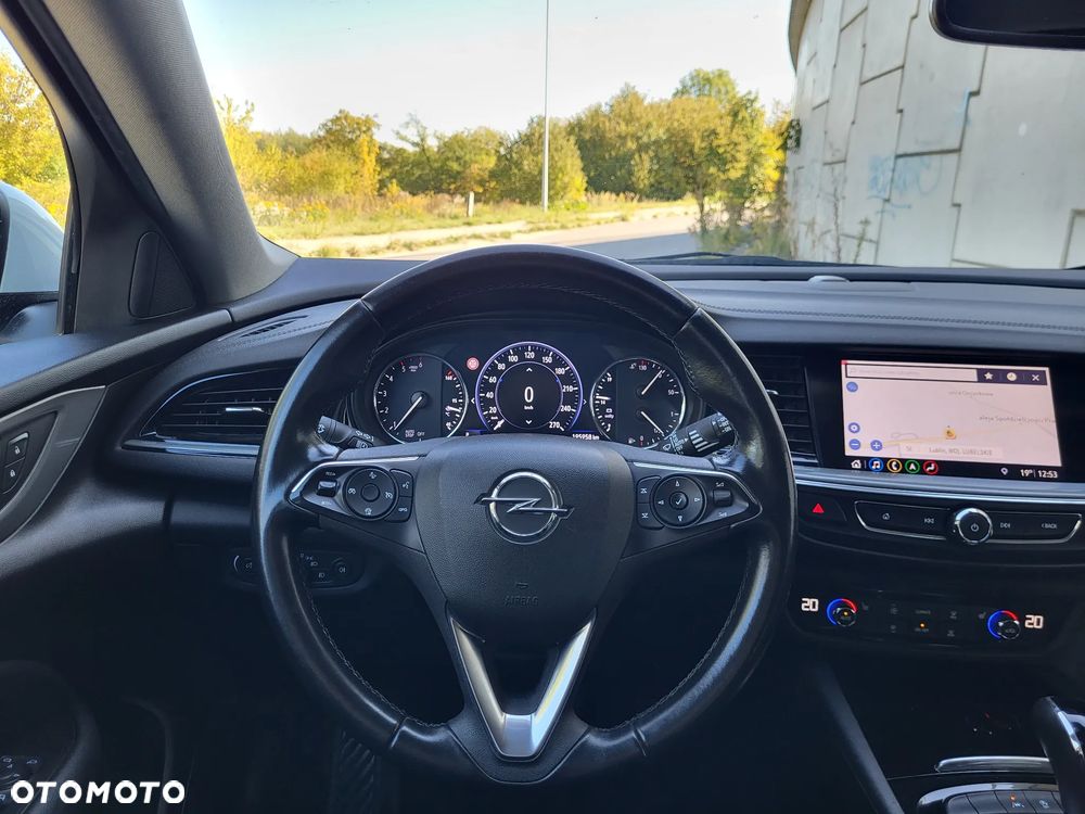Opel Insignia - 9