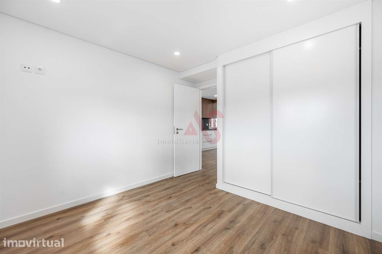 Apartamento T2 com Terraço no Centro de Vizela - Grande imagem: 5/12