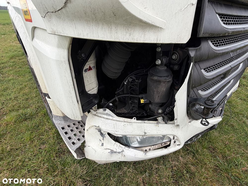 DAF 106 - 10