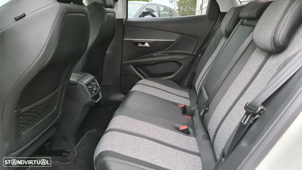 Peugeot 3008 1.6 BlueHDi Allure EAT6 - 15