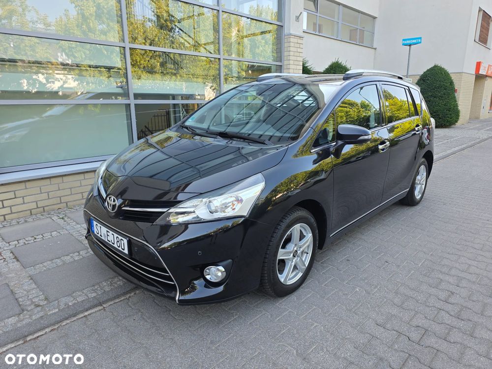 Toyota Verso - 3