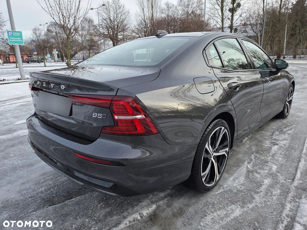 Volvo S60 B5 B AWD Ultimate Dark - 21