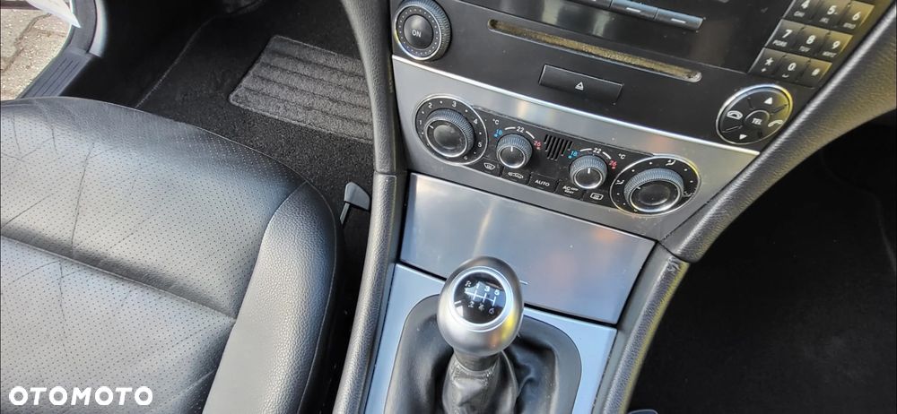 Mercedes-Benz Klasa C 200 Kompressor Avantgarde Sport Edition - 11