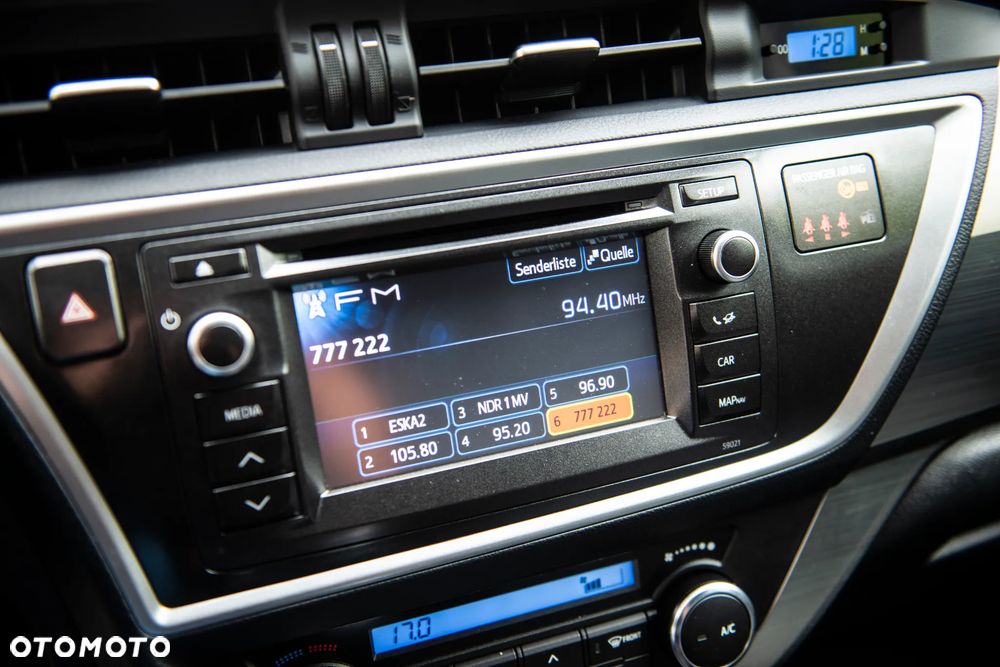 Toyota Auris 1.6 Valvematic Executive - 30