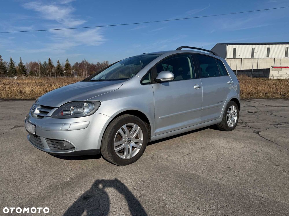 Volkswagen Golf Plus - 1