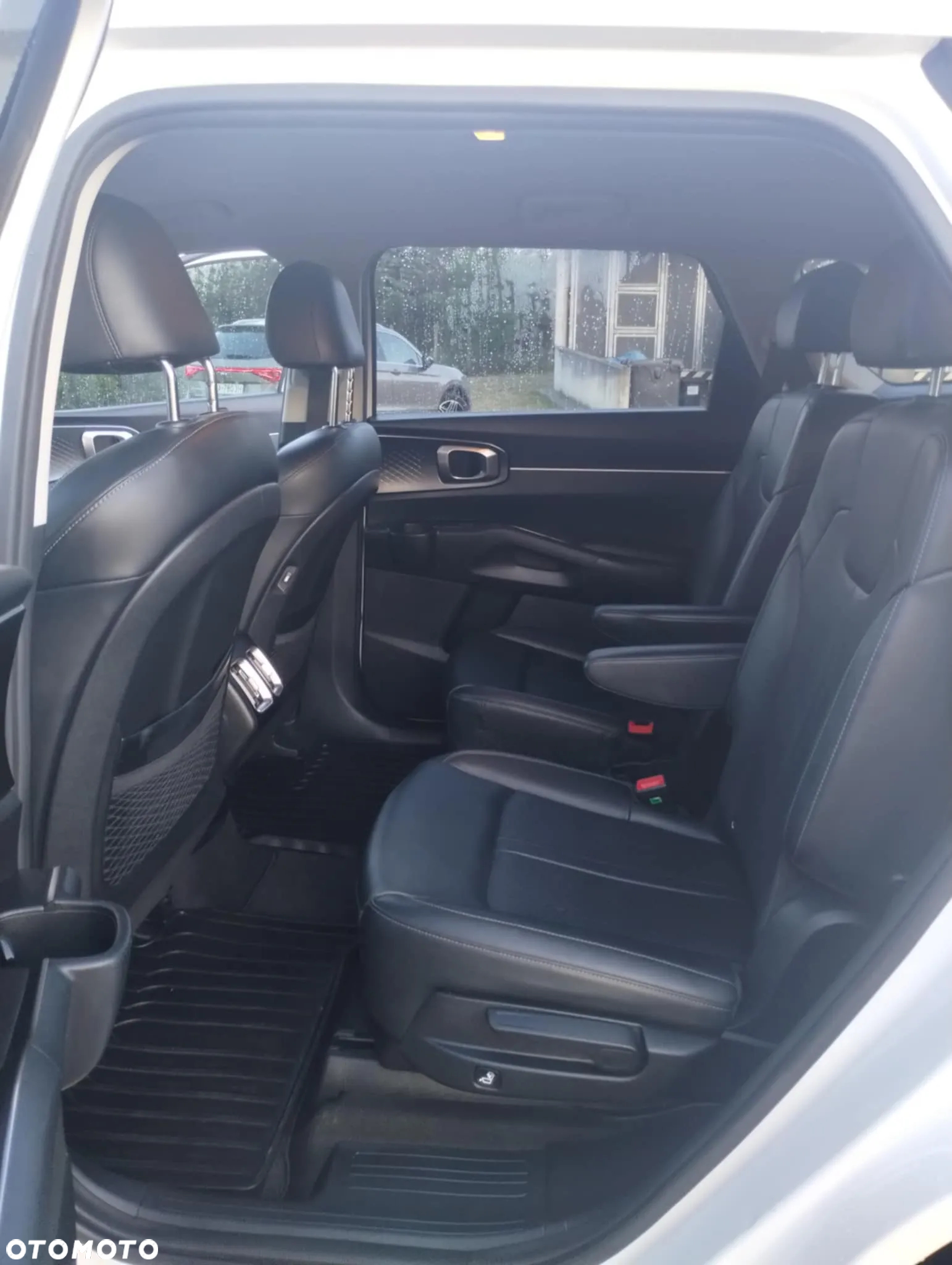 Kia Sorento - 7