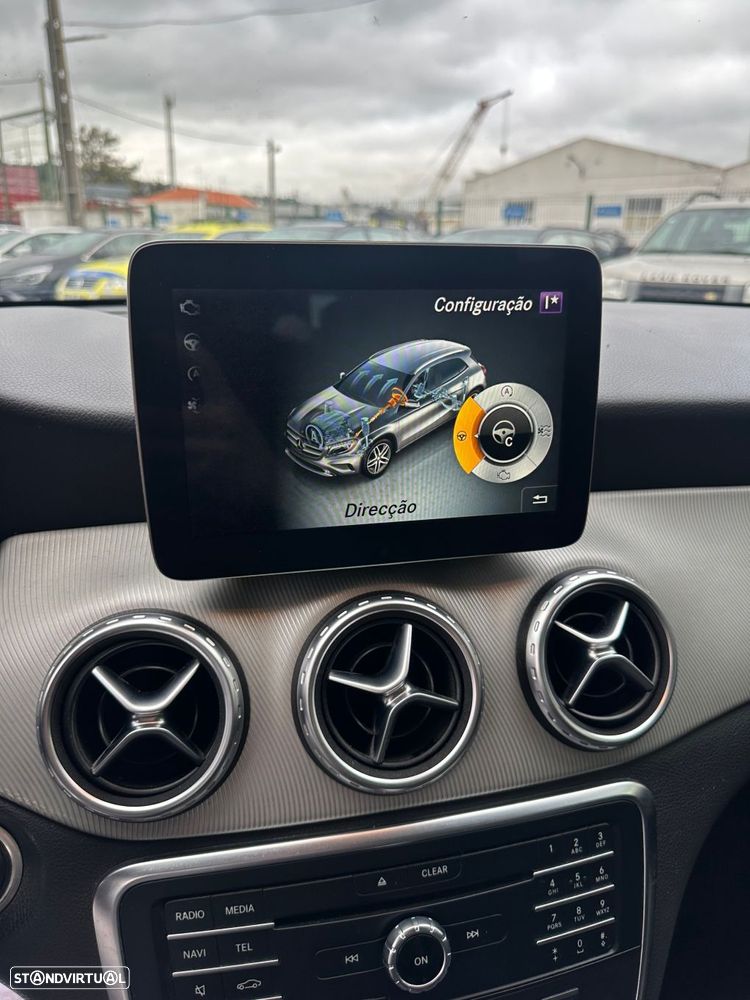 Mercedes-Benz GLA 220 d 4Matic 7G-DCT Style - 14