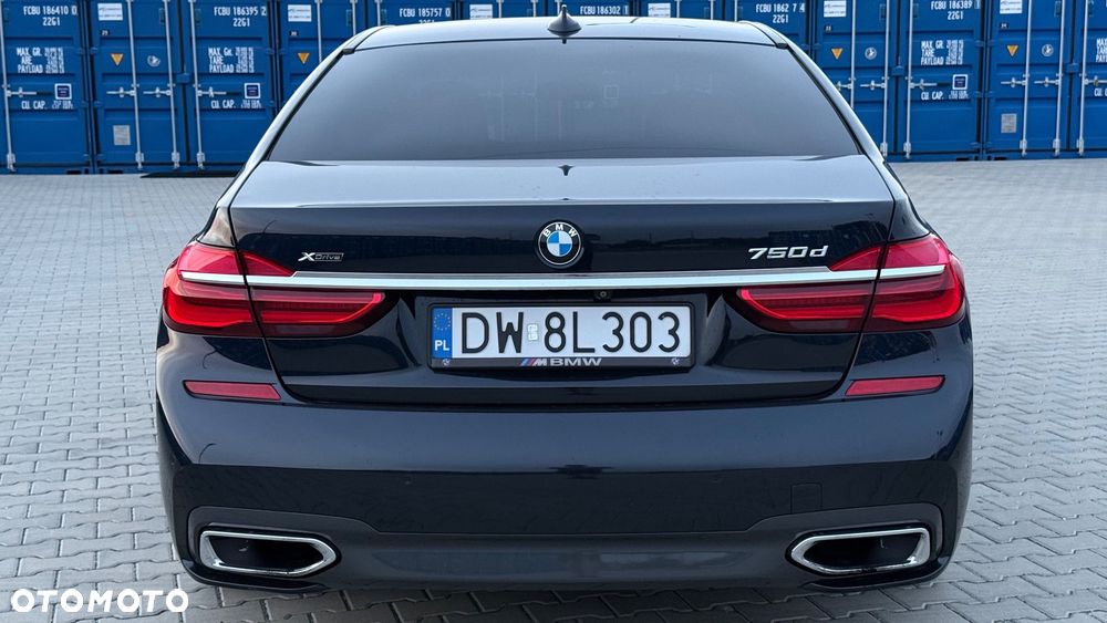 BMW Seria 7 750Ld xDrive - 11