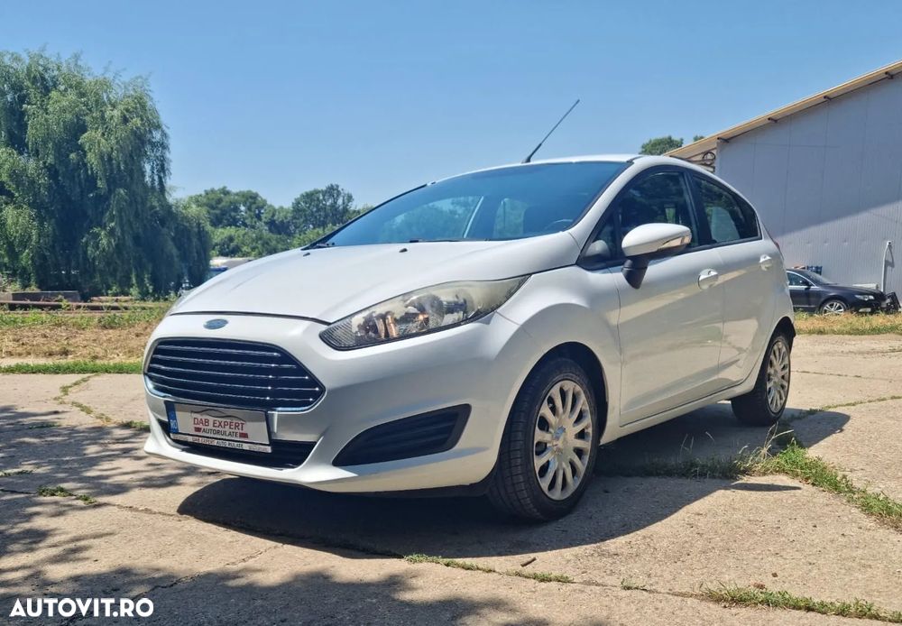 Ford Fiesta - 2
