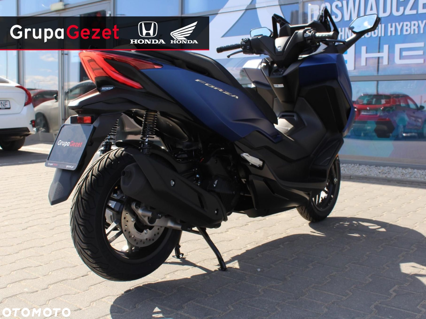 Honda NSS - 11