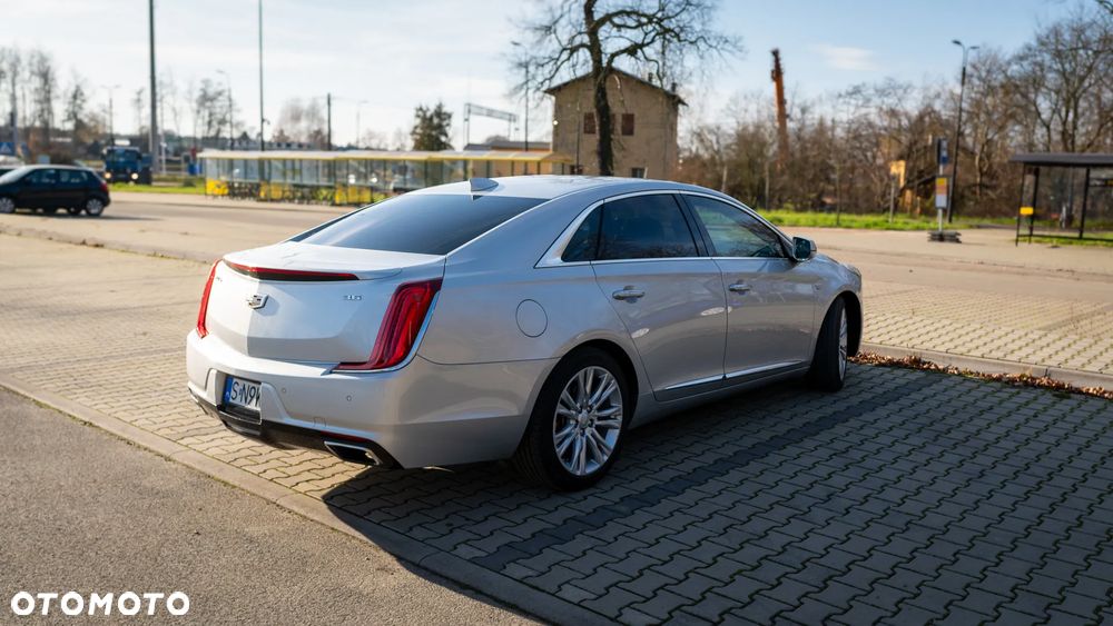 Cadillac XTS - 9