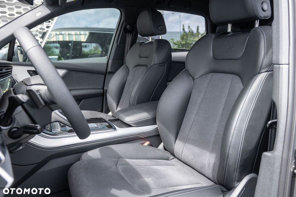 Audi Q7 - 13
