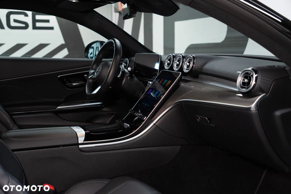 Mercedes-Benz CLE 300 mHEV 4-Matic AMG Line - 40