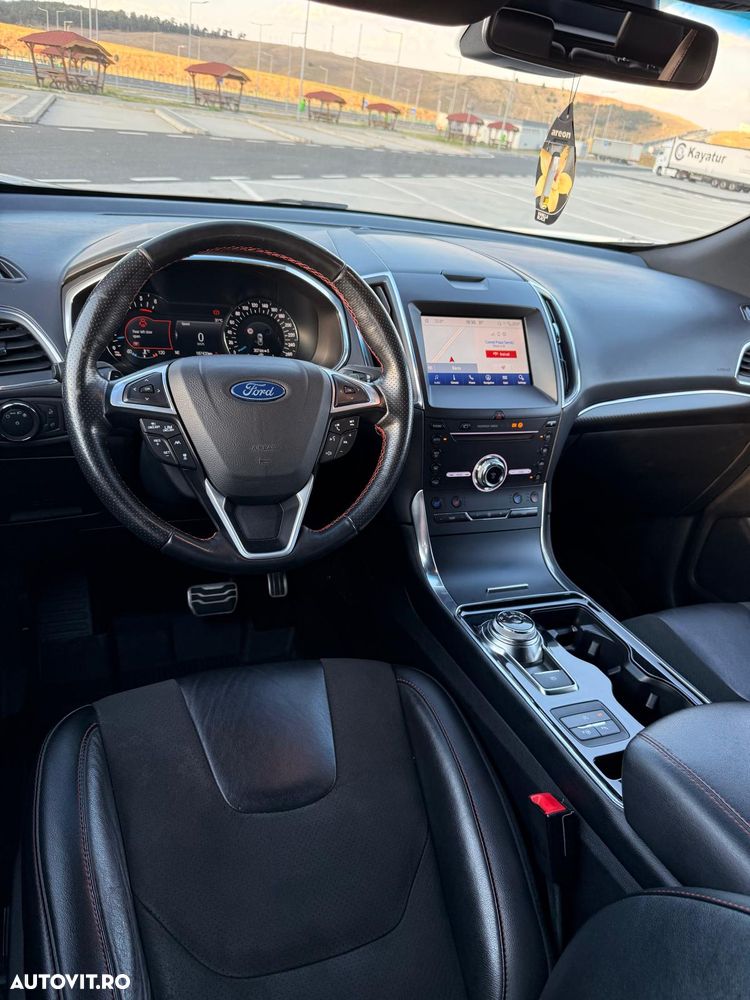 Ford Edge - 6