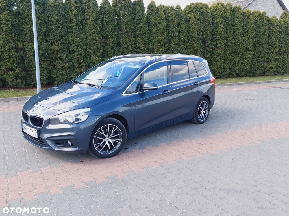 BMW Seria 2 218d - 9