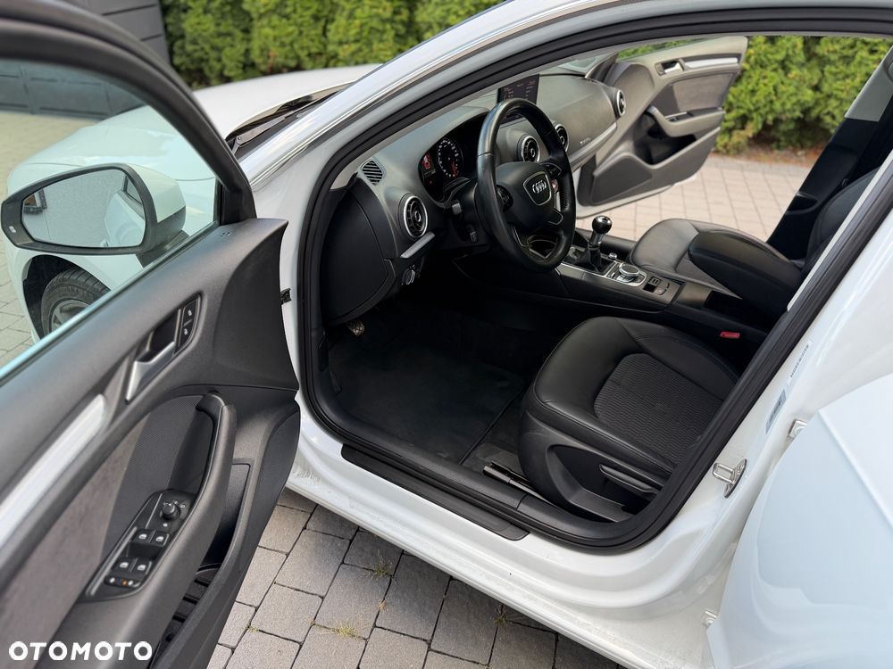 Audi A3 Sportback 2.0 TDI (clean diesel) quattro Ambition - 6
