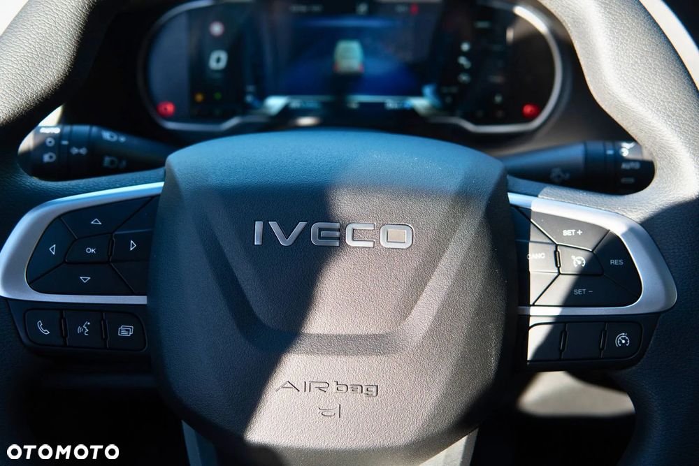 Iveco Daily 35S18H V - 18
