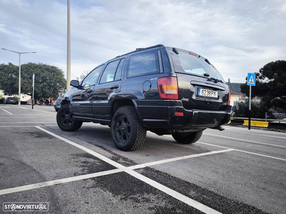 Jeep Grand Cherokee 3.1 TD Laredo - 8
