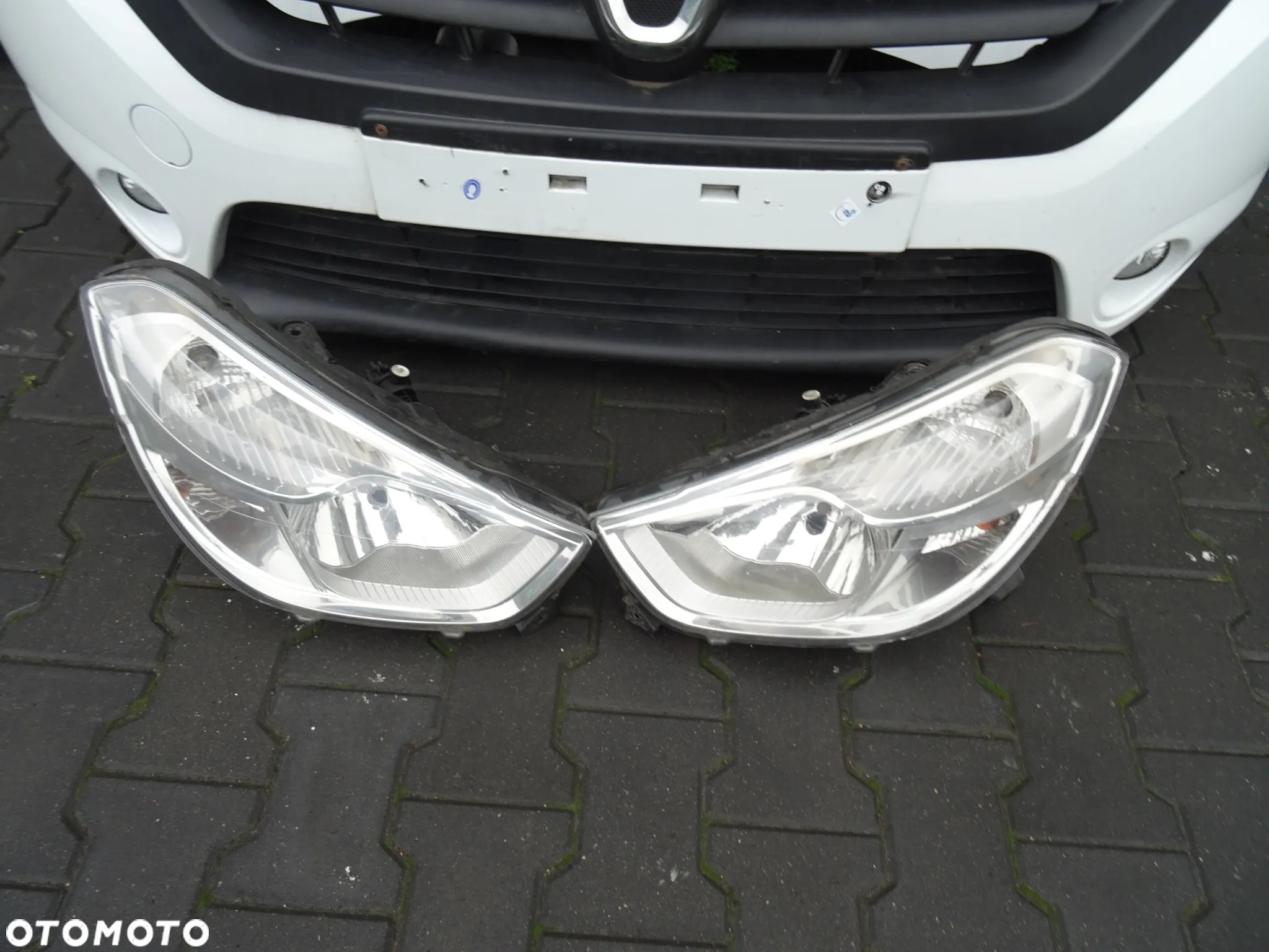 DACIA LODGY 7 OSOB FOTEL SRODKOWY  TYLNY KANAPA SRODKOWA KANAPA TYLNA RAZEM LUB OSOBNO CZESCI ROZNE - 13