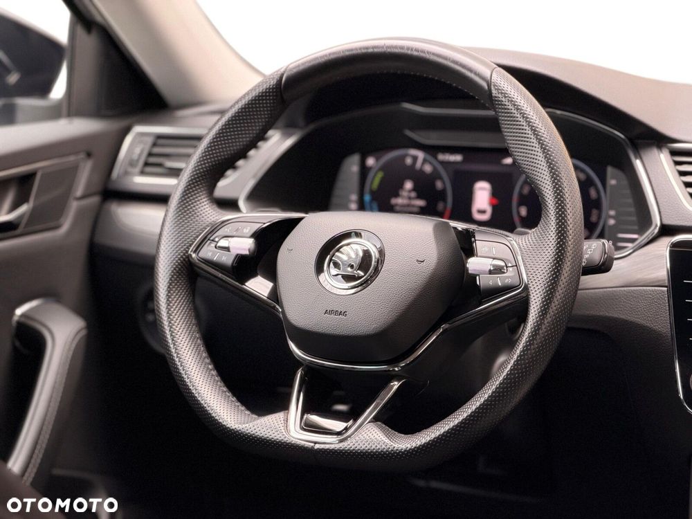 Skoda Superb 1.4 TSI Plug-In Hybrid Style DSG - 25