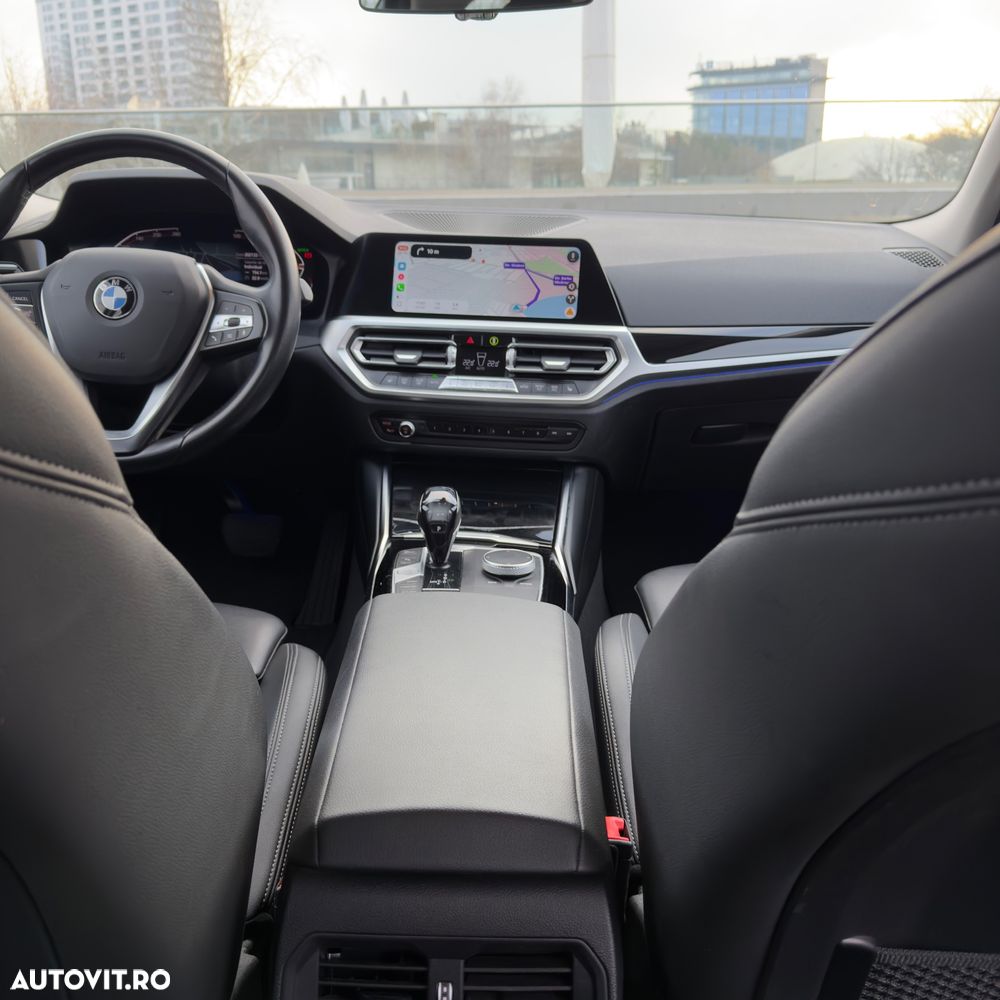 BMW Seria 3 330i AT - 20