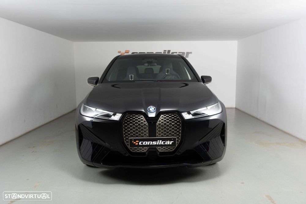 BMW iX xDrive 40 Pack Desportivo - 3