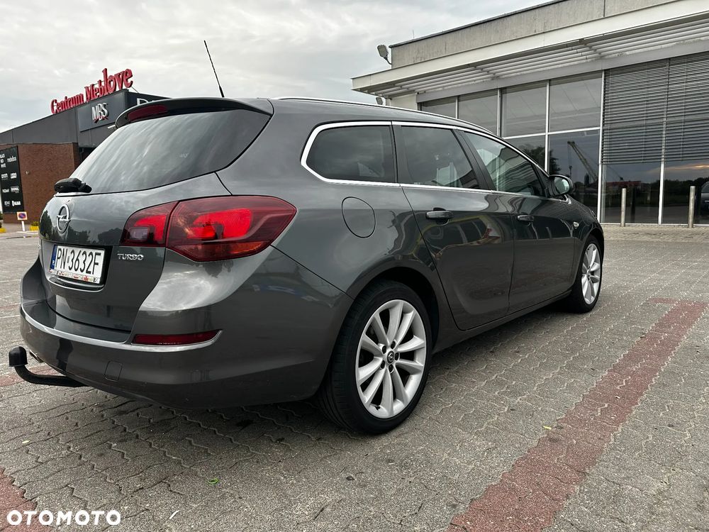 Opel Astra 1.4 Turbo - 11