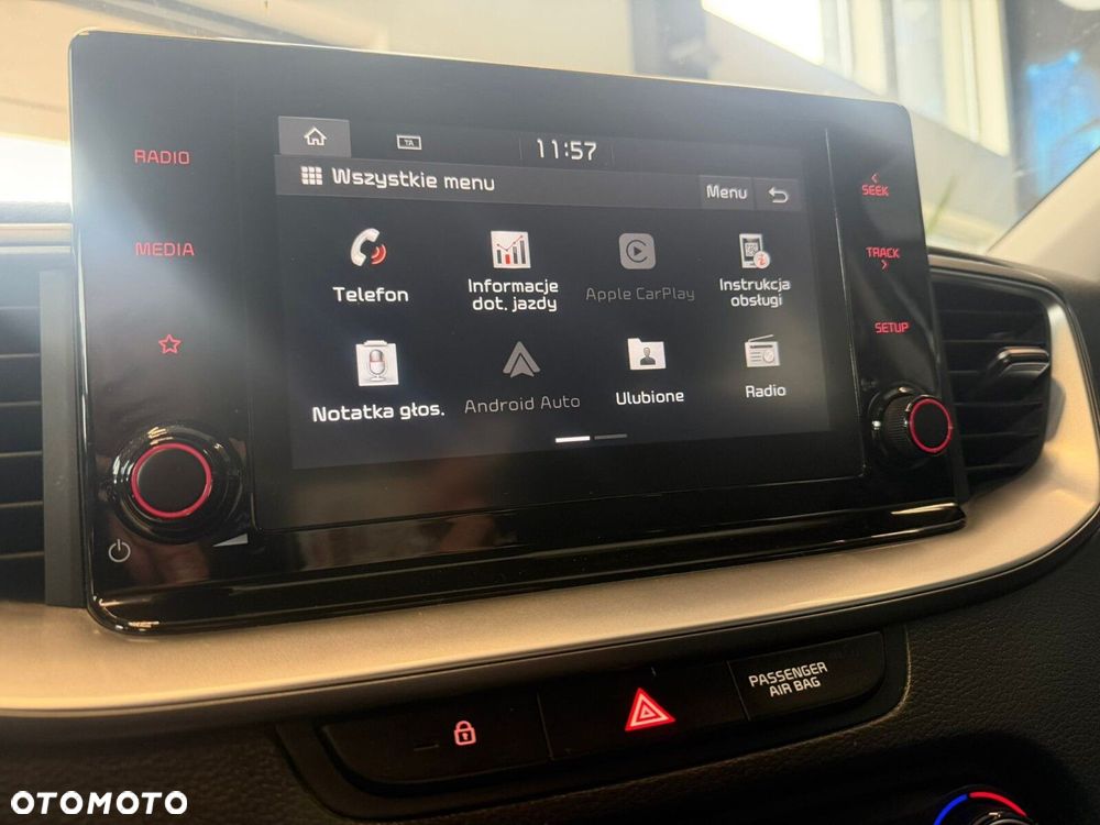 Kia Ceed - 22
