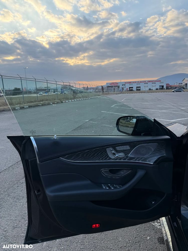 Mercedes-Benz AMG GT 4-door Coupe - 10