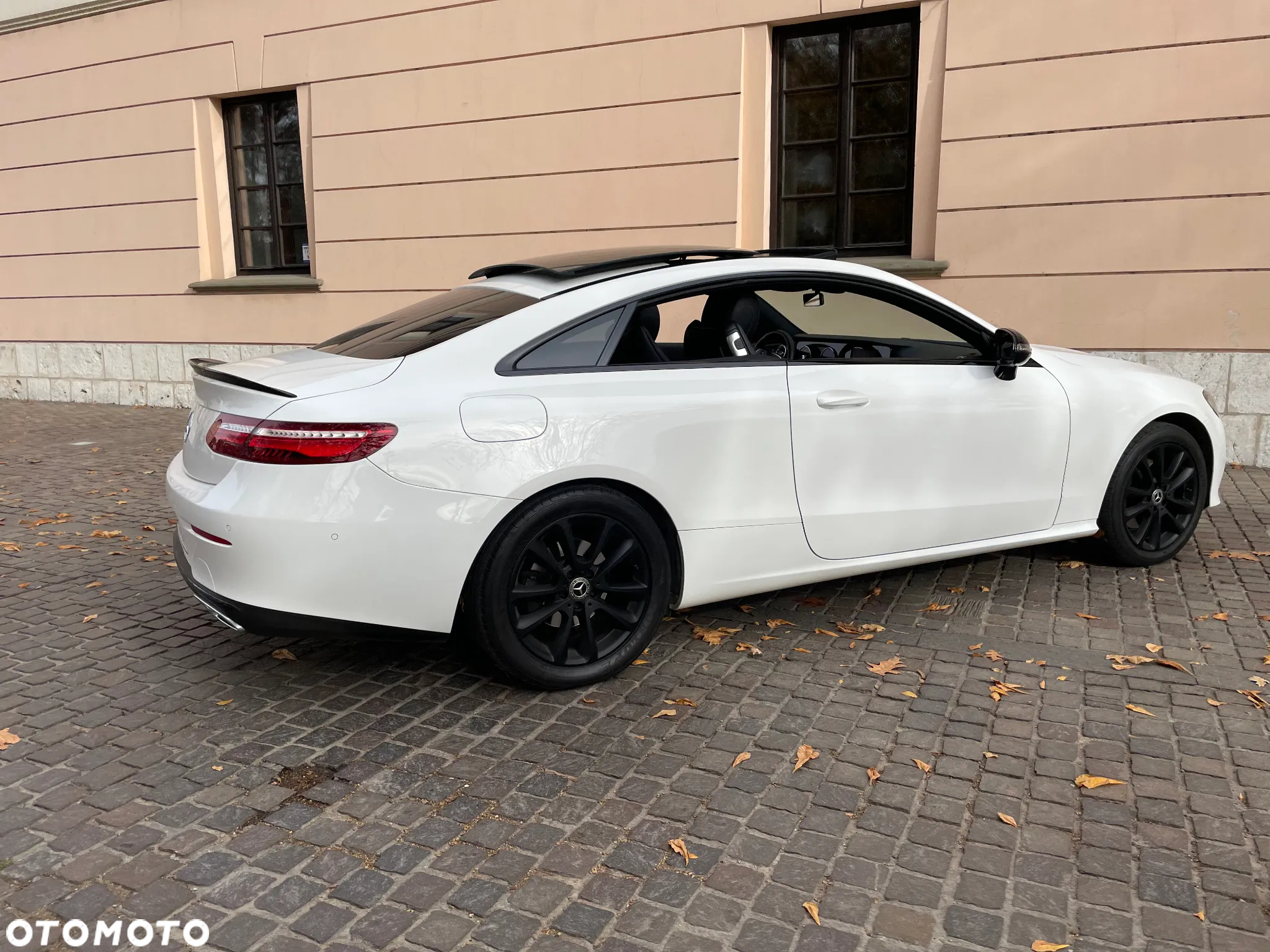 Mercedes-Benz Klasa E 200 9G-TRONIC - 14