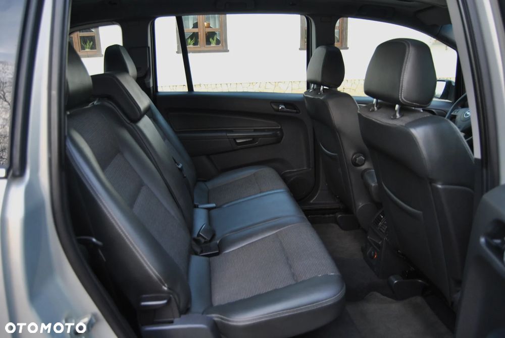 Opel Zafira 1.9 CDTI Cosmo - 8