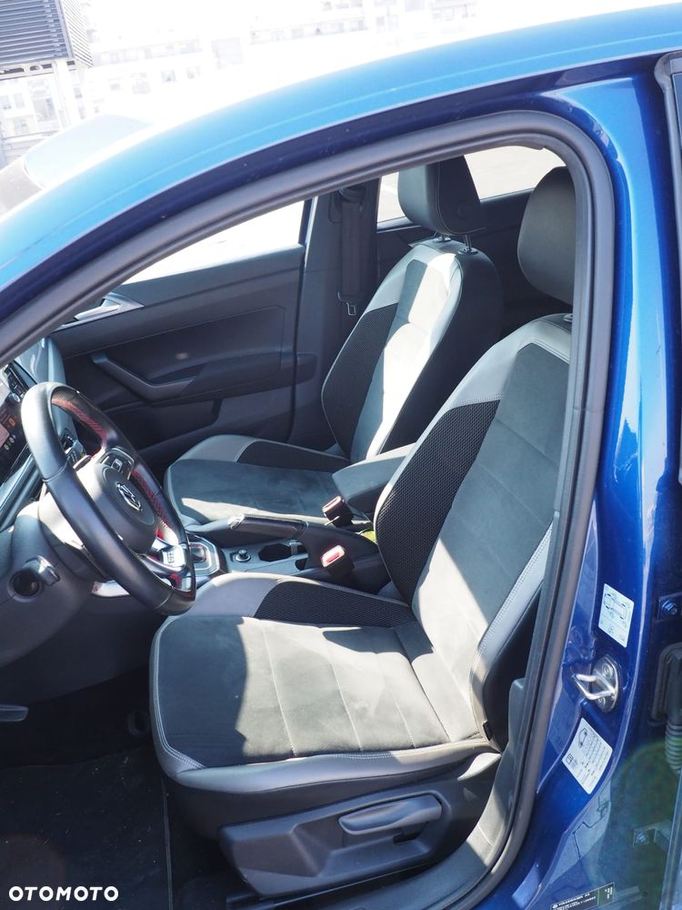 Volkswagen Polo 2.0 TSI OPF DSG GTI - 21