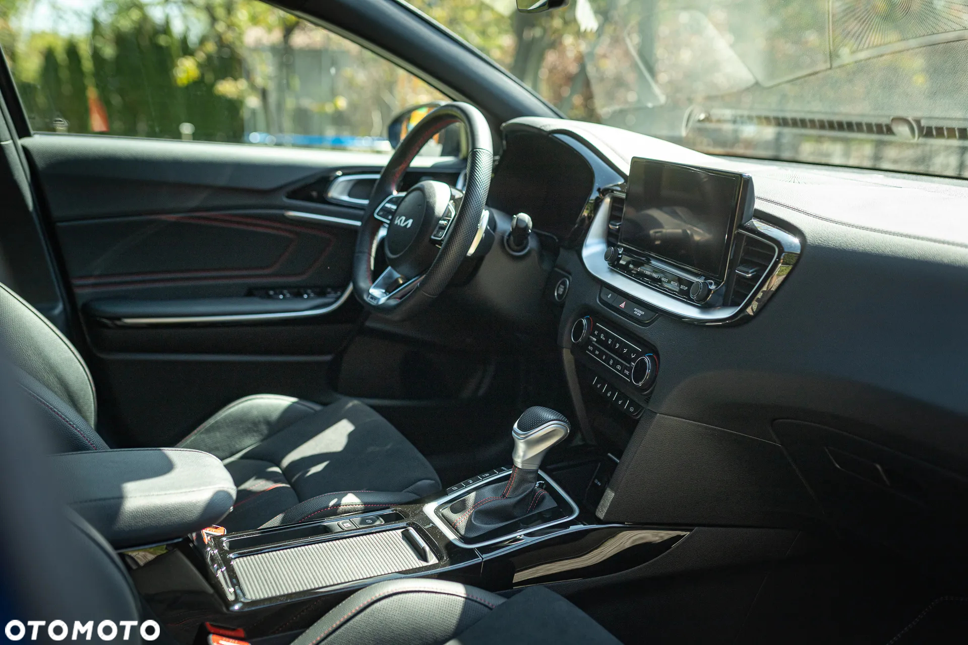 Kia ProCeed 1.6 T-GDI GT DCT - 18