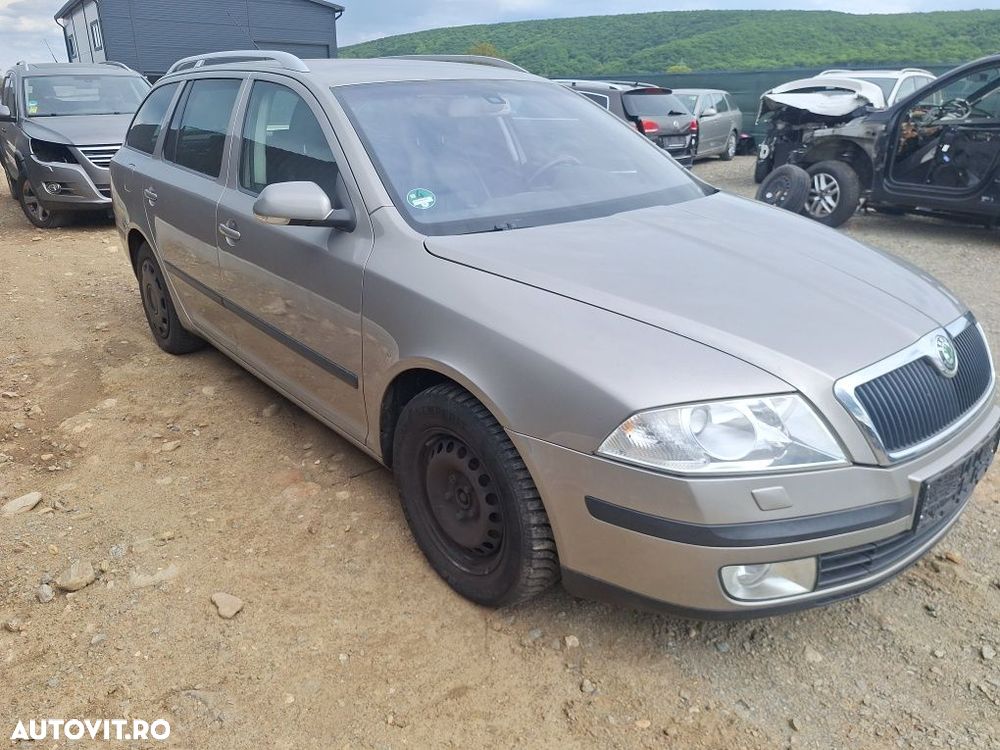 Dezmembrez Skoda Octavia 2 2.0 tdi BMM 4X4 1.8 BZB cod culoare 9102 9202 interior piele xenon - 13