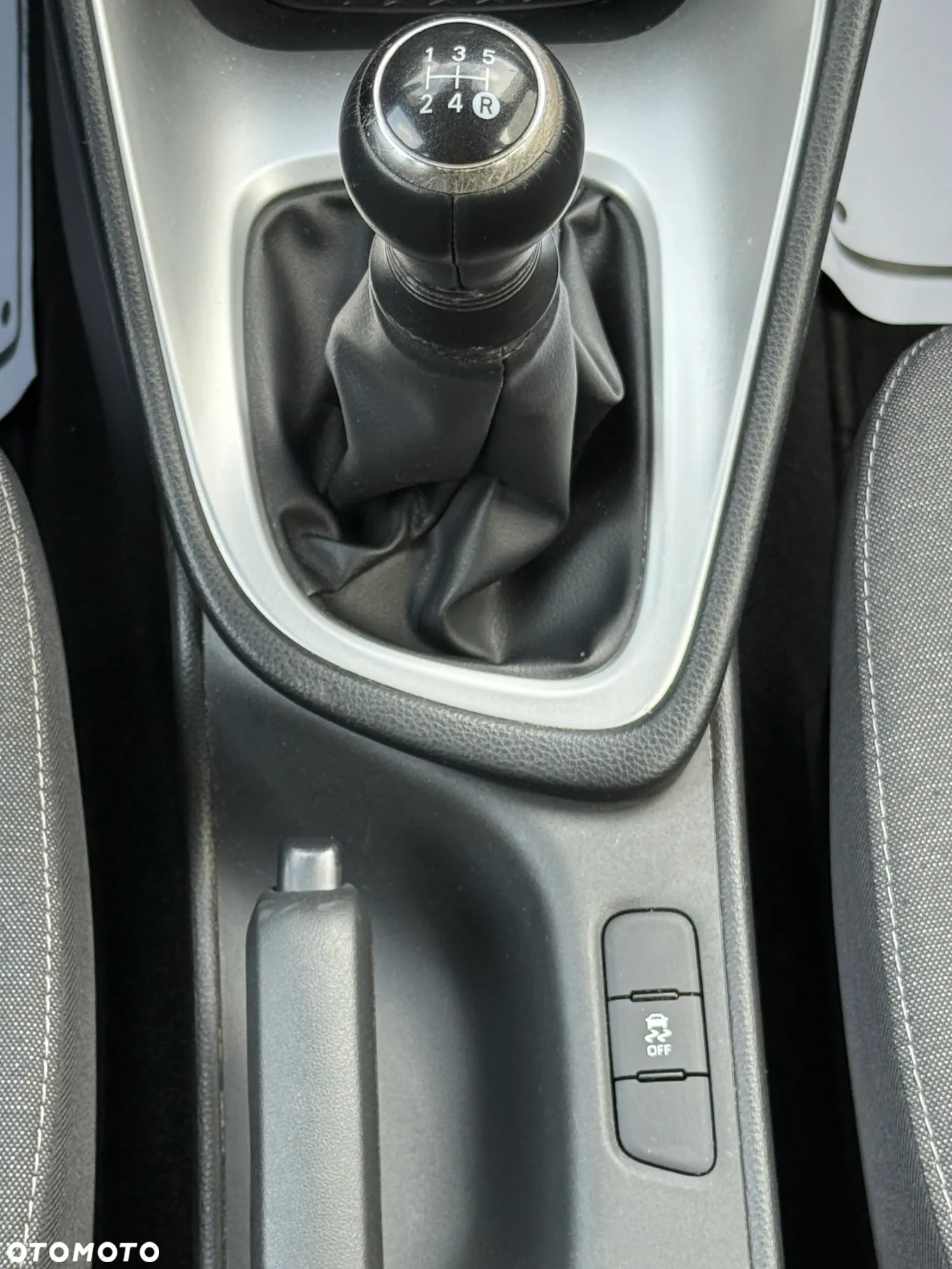 Toyota Yaris 1.0 Comfort - 11