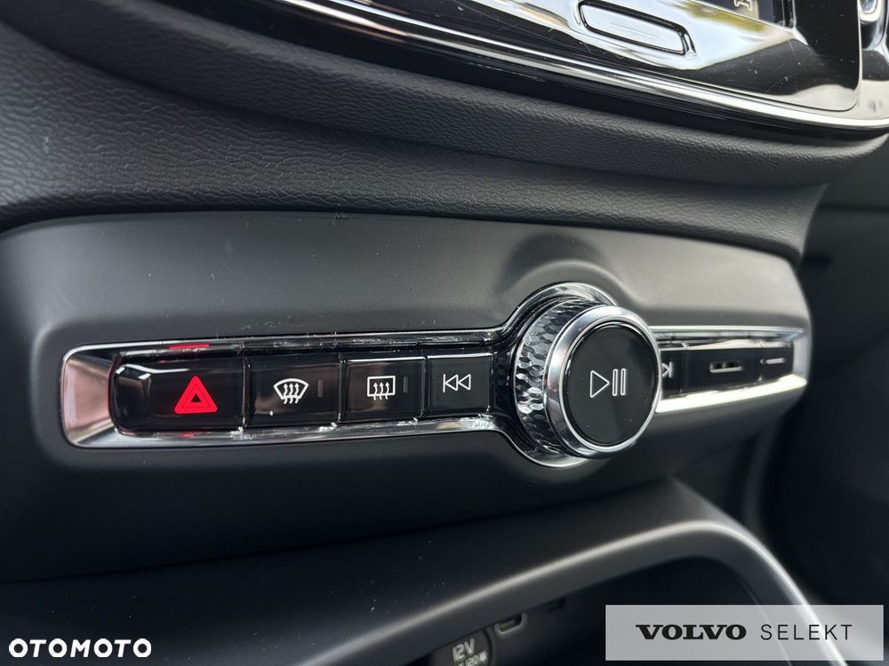 Volvo XC 40 - 21
