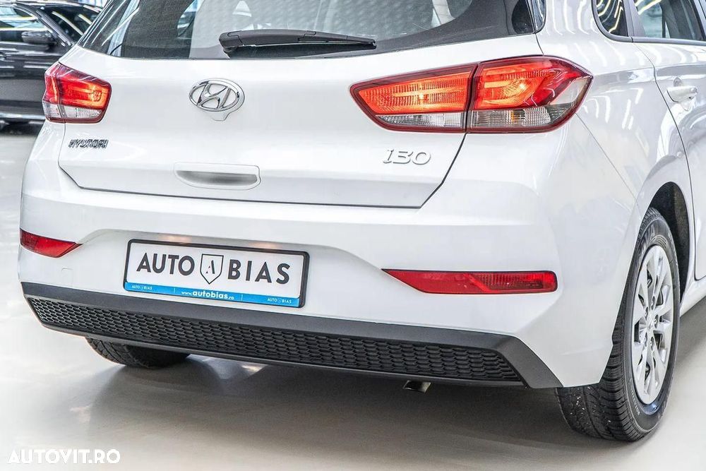 Hyundai i30 1.5 110CP 5DR M/T Comfort - 14