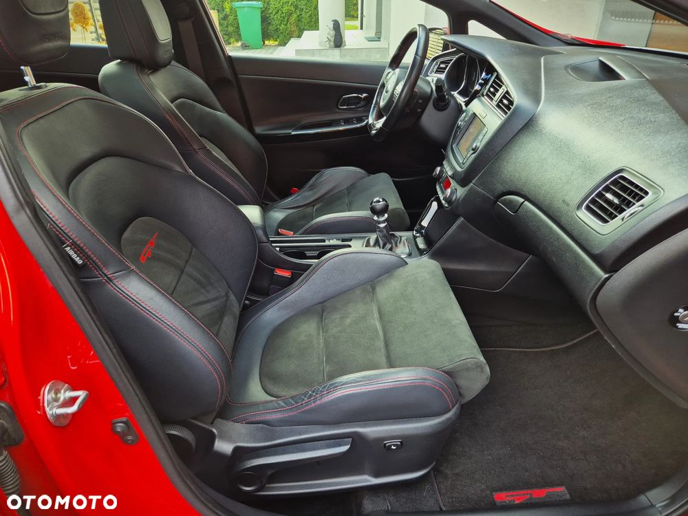 Kia Ceed 1.6 T-GDI GT-Track - 35