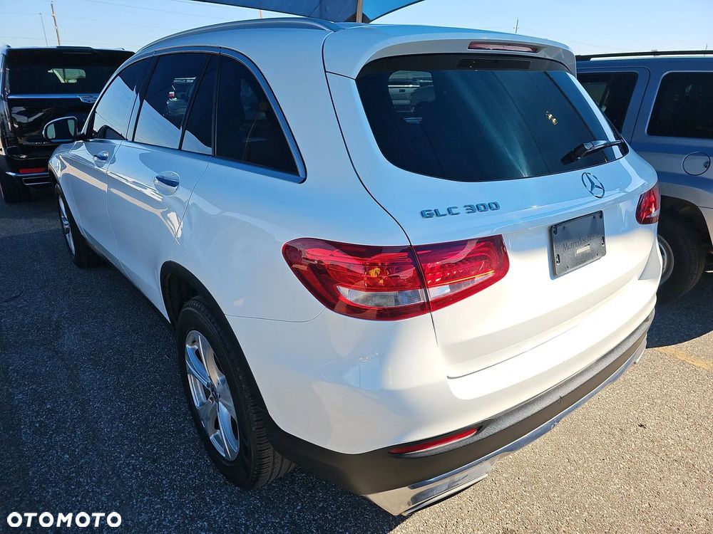 Mercedes-Benz GLC - 3