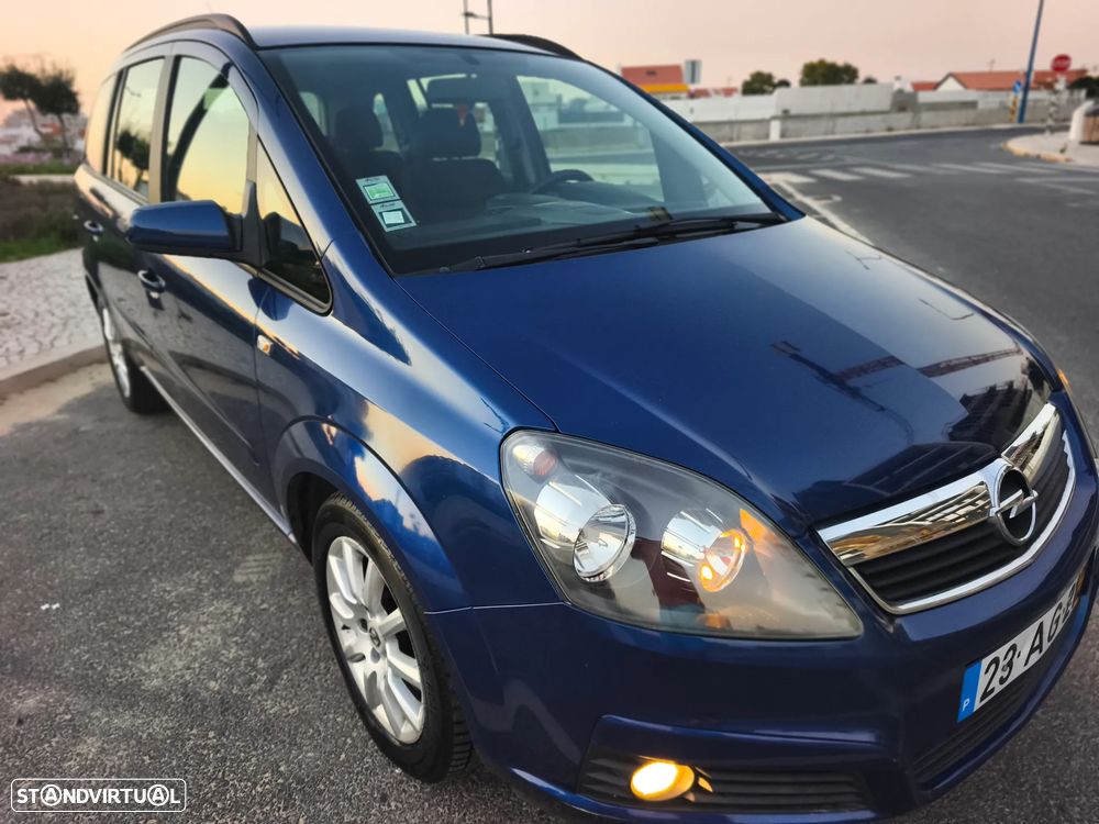 Opel Zafira 1.9 CDTi Enjoy - 1