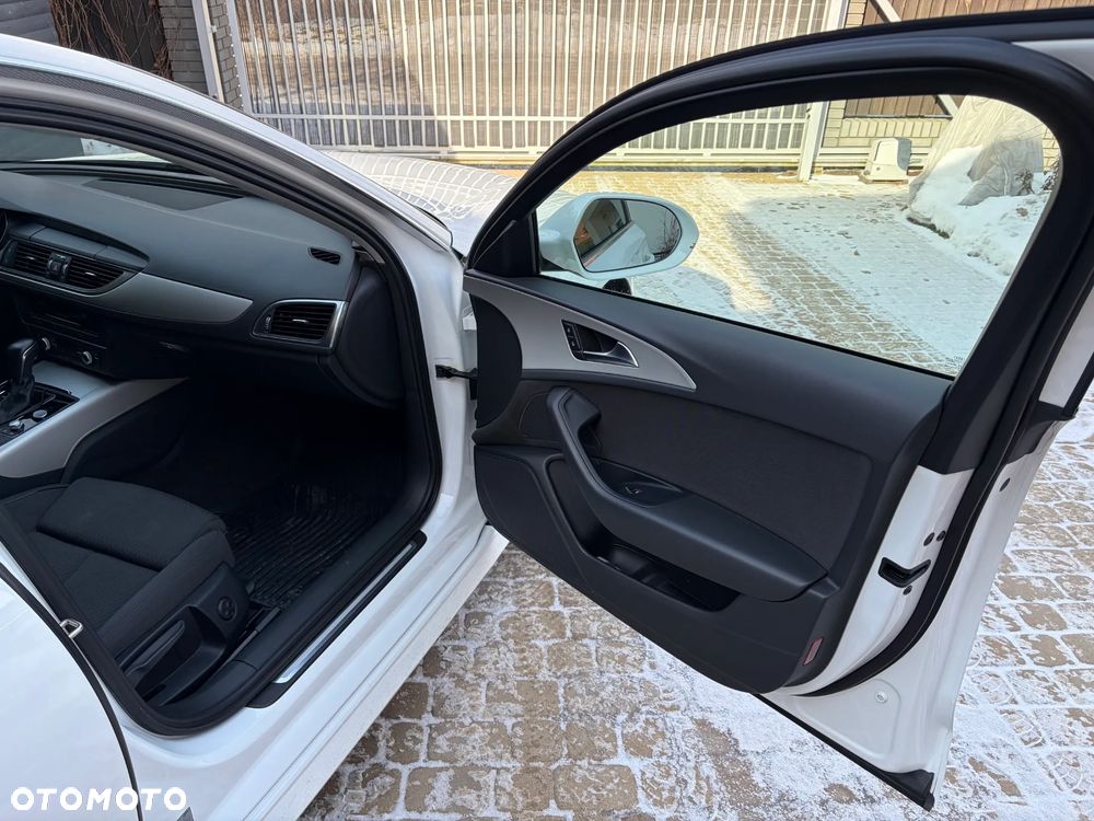 Audi A6 Avant 2.0 TDI Ultra S tronic - 11