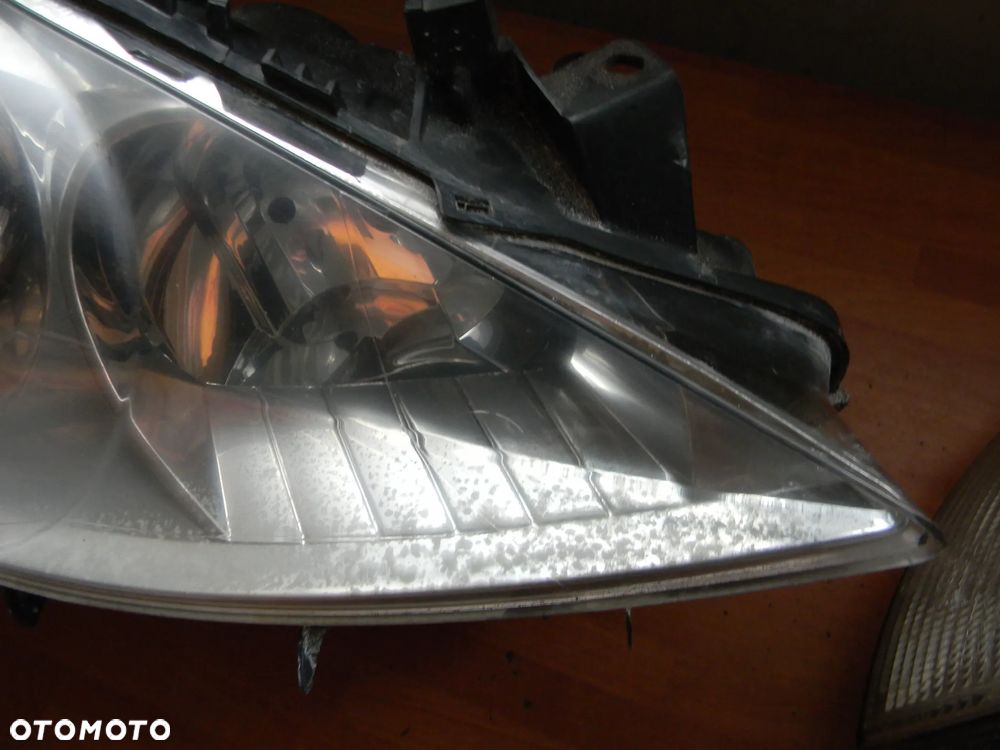 lampa prawa przód PEUGEOT 307 lift fl EUROPA - 2