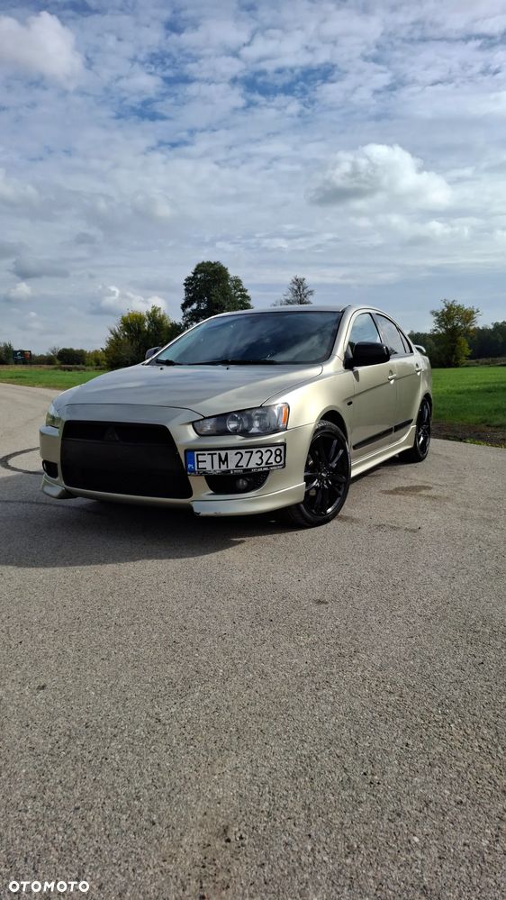 Mitsubishi Lancer