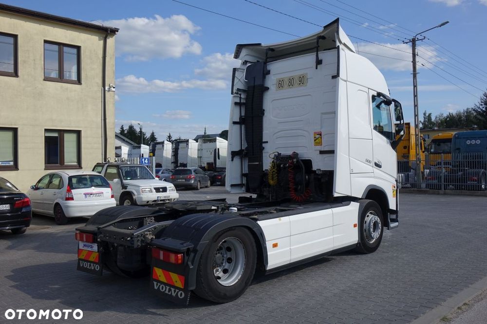 Volvo FH 500 GLOBETROTTER / EURO 6 / STANDARD / AUTOMAT / KLIMATYZACJA POSTOJOWA / LODÓWKA / 2 ZBIORNIKI - 5