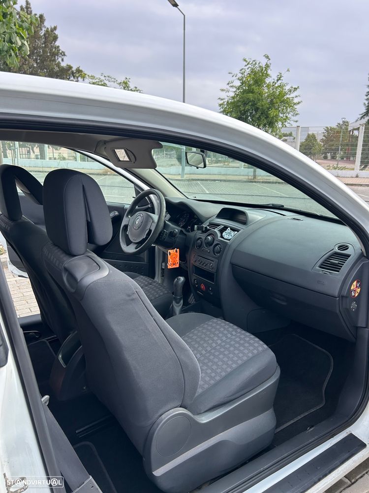 Renault Mégane - 10