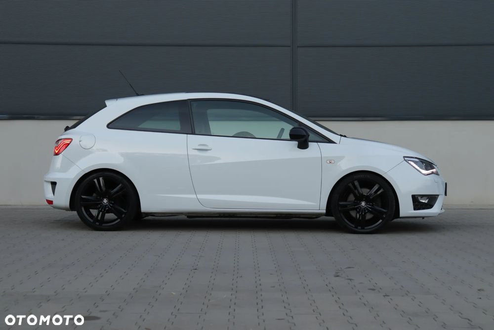 Seat Ibiza SC 1.8 TSI S&S Cupra - 10